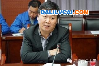 伊電控股集團董事長霍斌發(fā)言