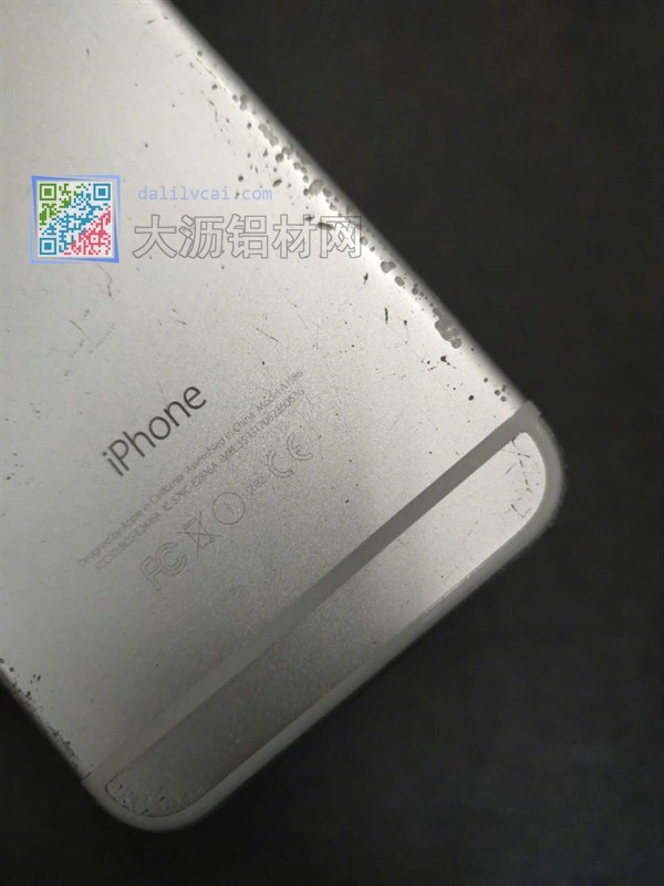 陽極氧化工藝后的蘋果iphone 6手機被自然氧化2